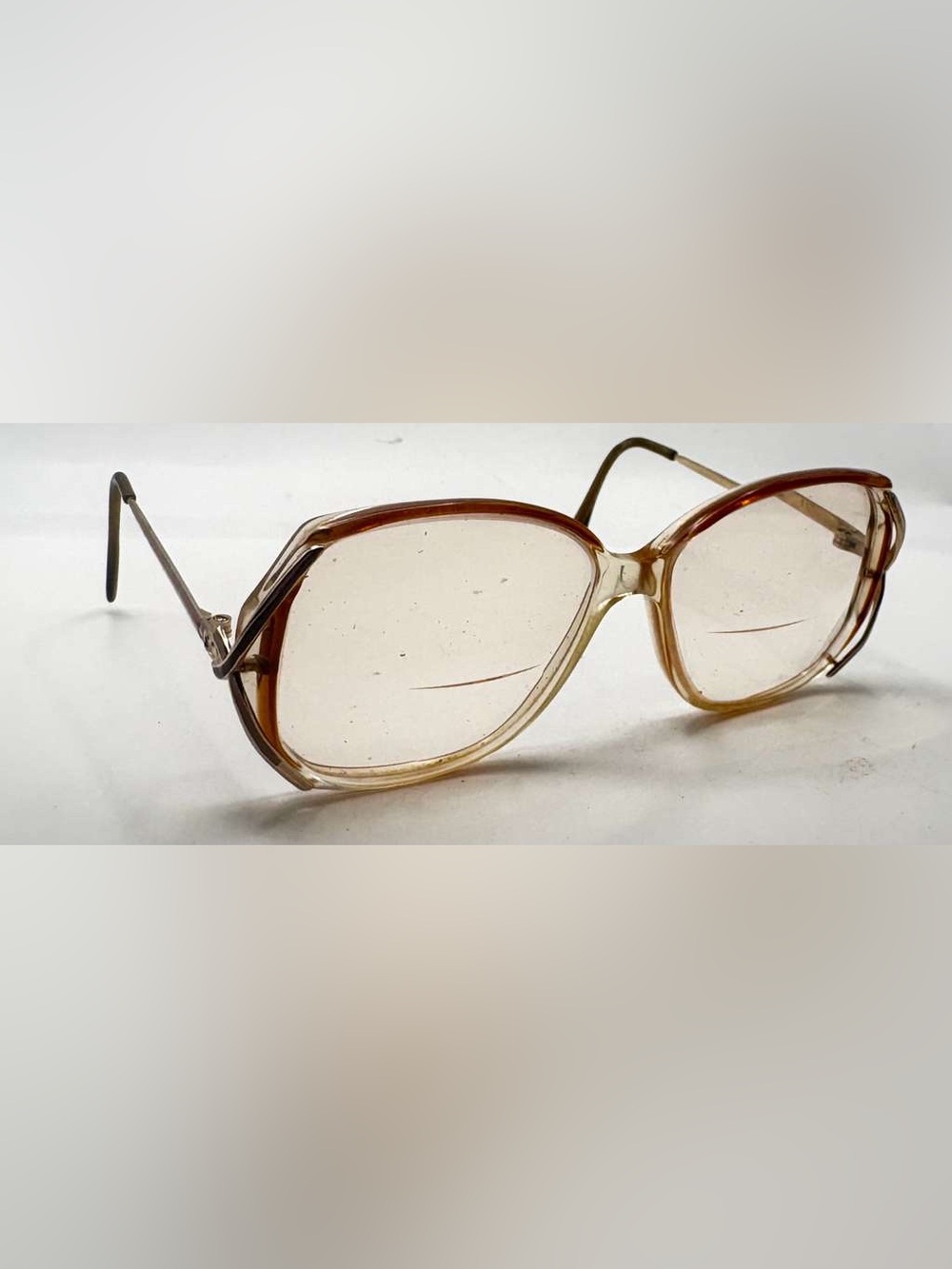 Vintage Sophia Loren 568 Brown Translucent Oval Sunglasses Frames Only USA